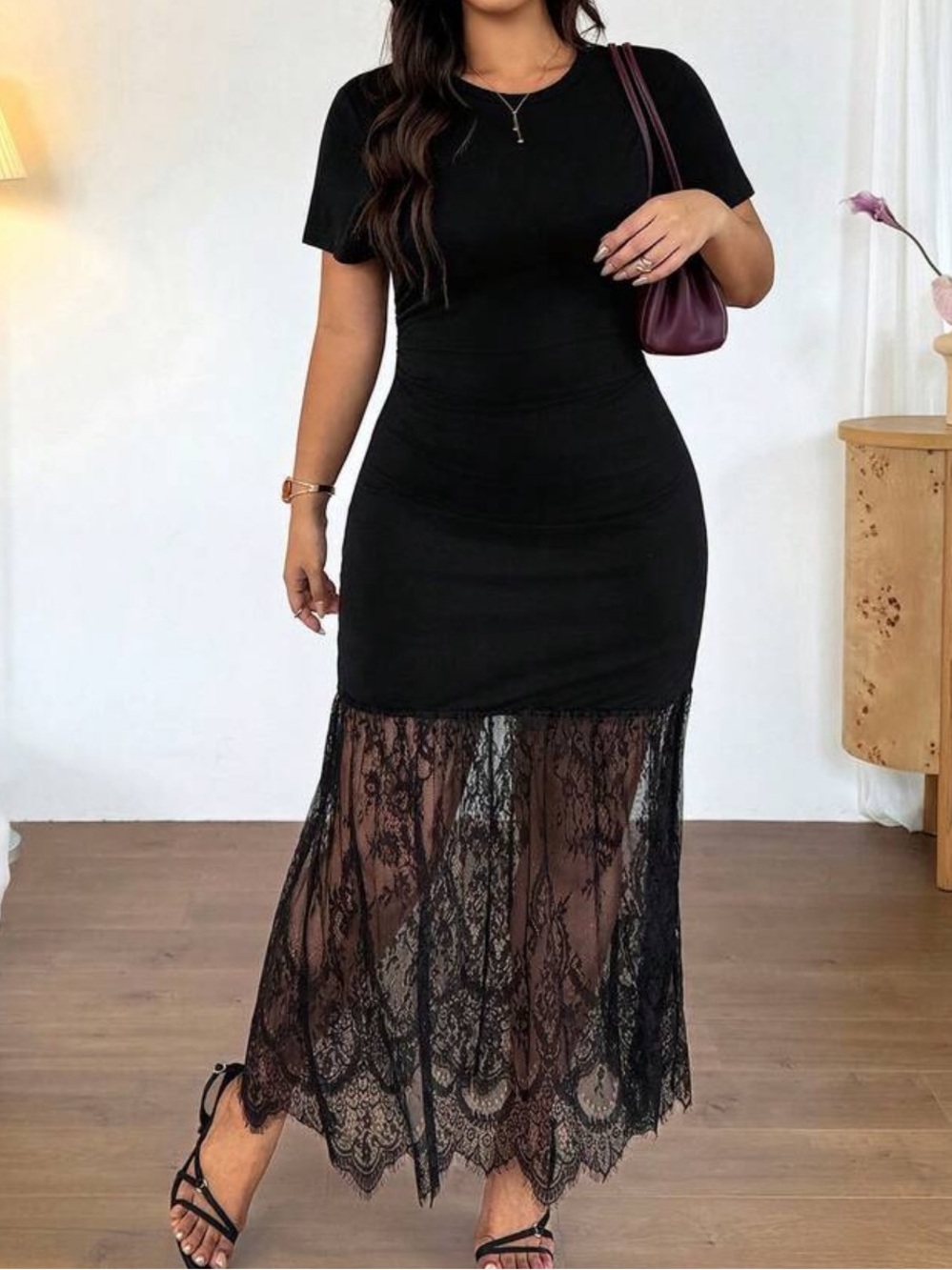 Classic Black Lace Hem Short Sleeve Round Neck Maxi Dress